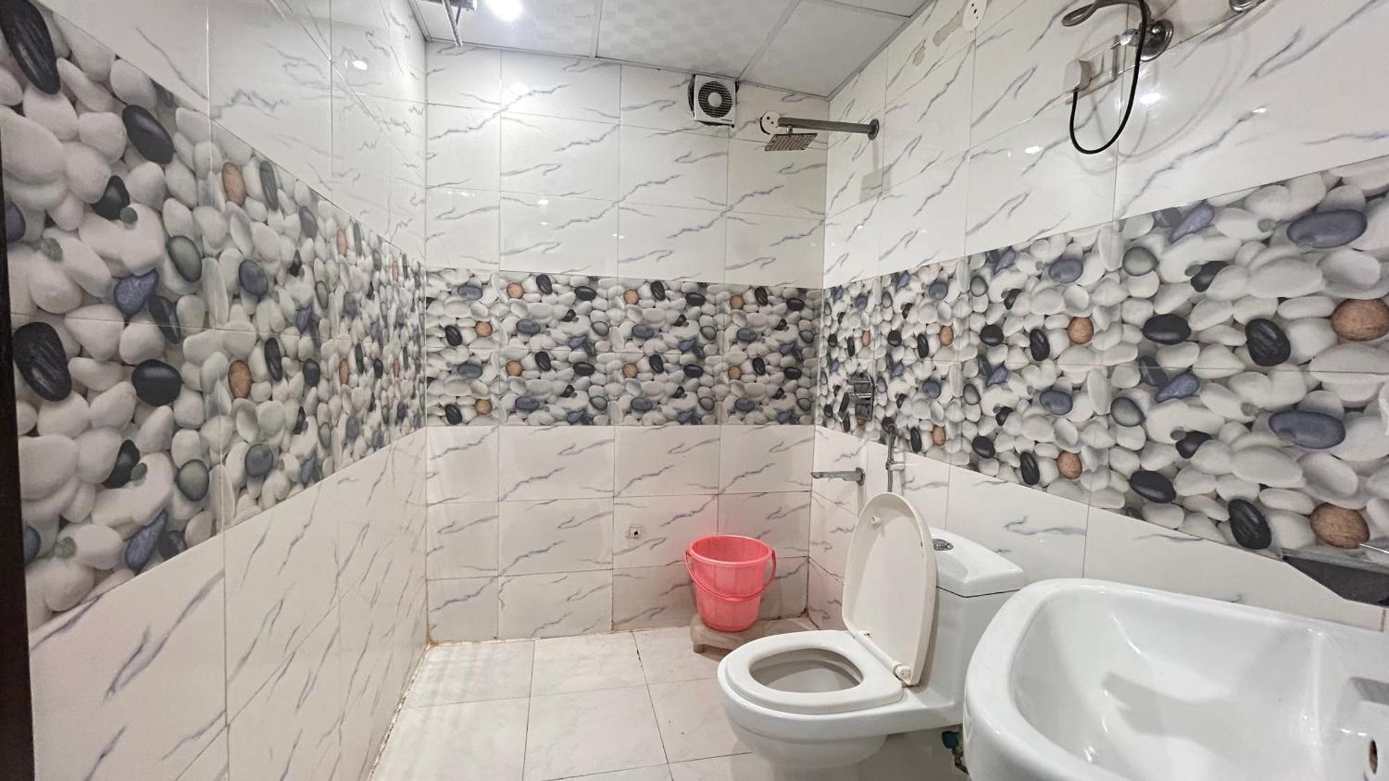 Hotel Platinum With Free Pickup-Delhi Airport New Delhi Bagian luar foto