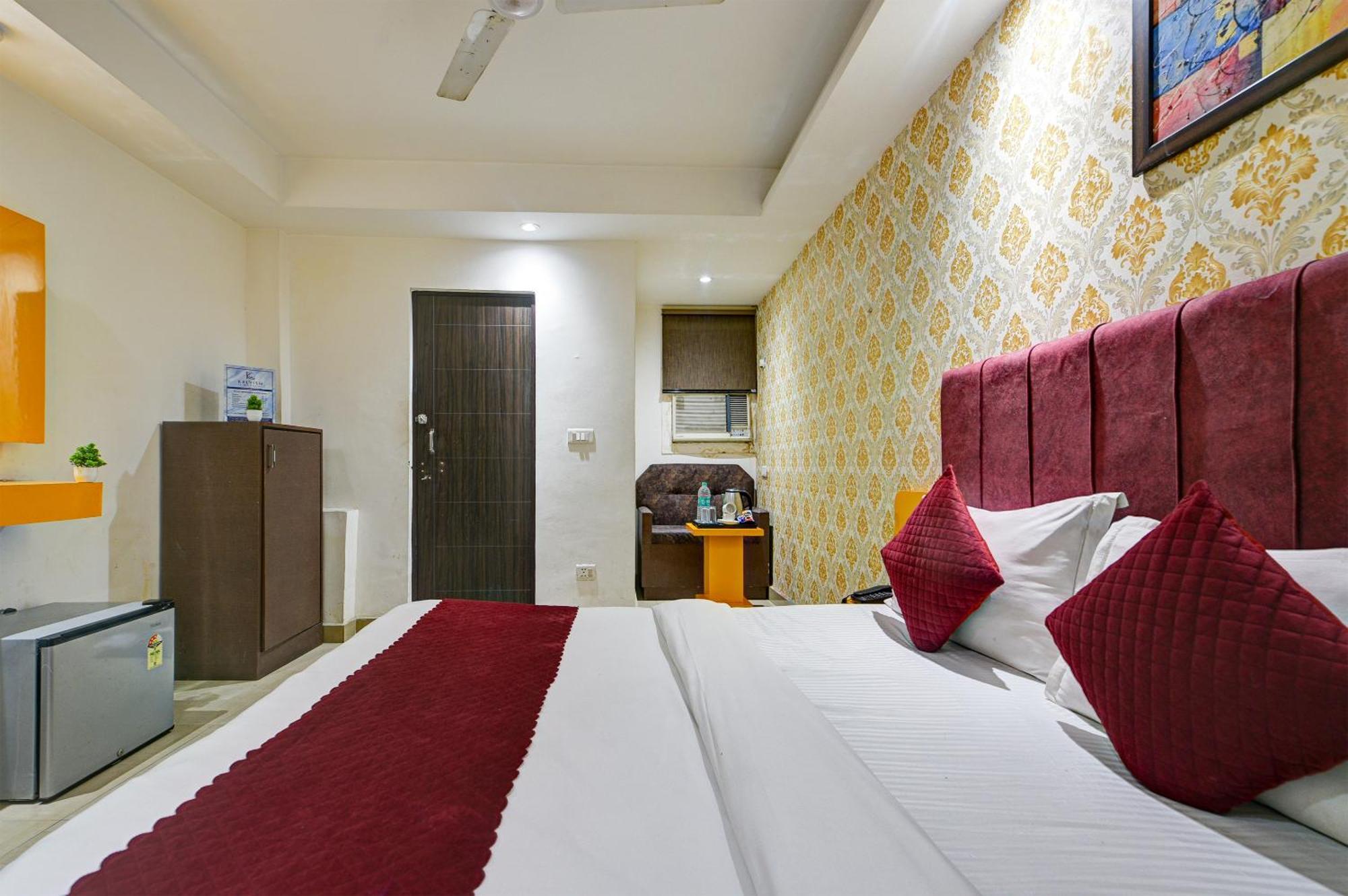 Hotel Platinum With Free Pickup-Delhi Airport New Delhi Bagian luar foto